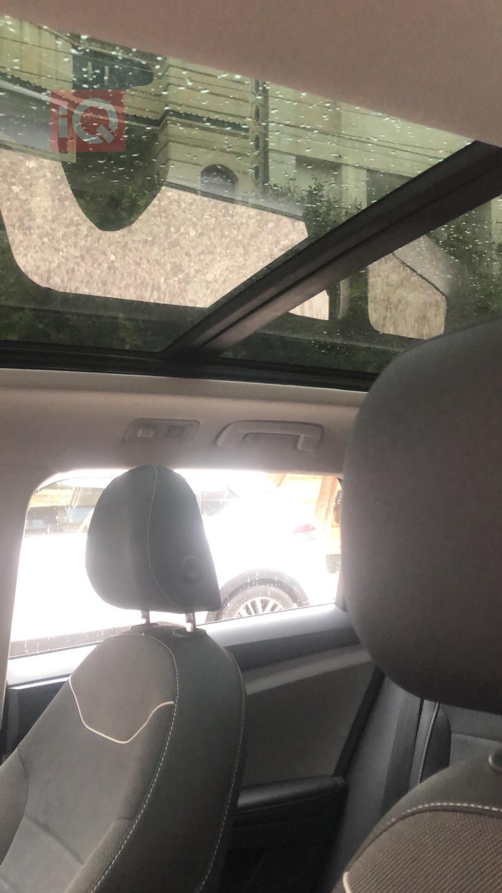 فولكسفاغن تاوس